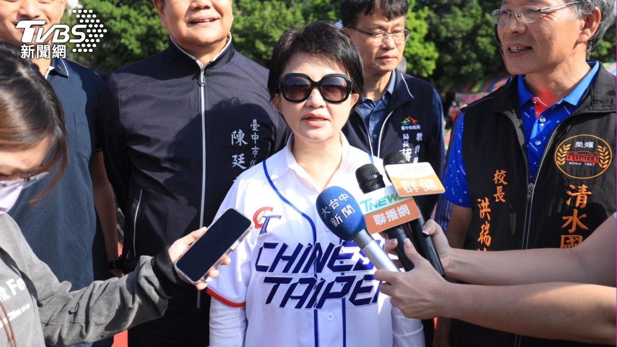12強/台日大戰今晚開打 盧秀燕發2500份太陽餅邀球迷「嗑日」