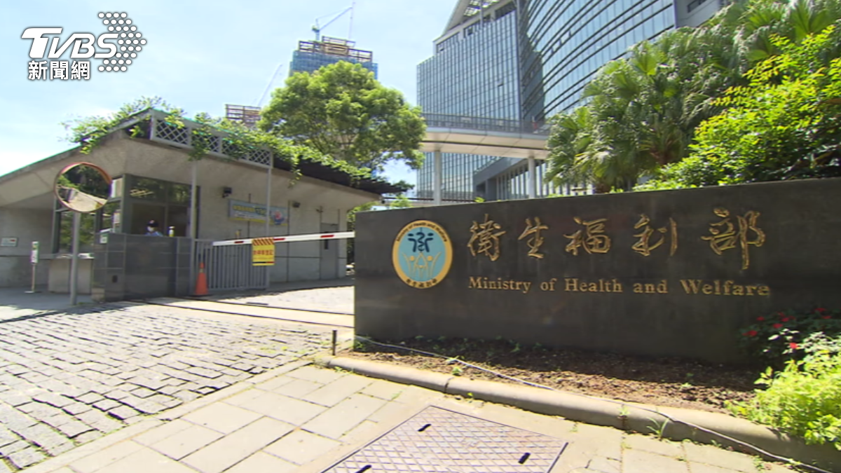 罷免失敗!衛福部次長呂建德稱「剿匪非一次成功」 黃國昌:還適任?