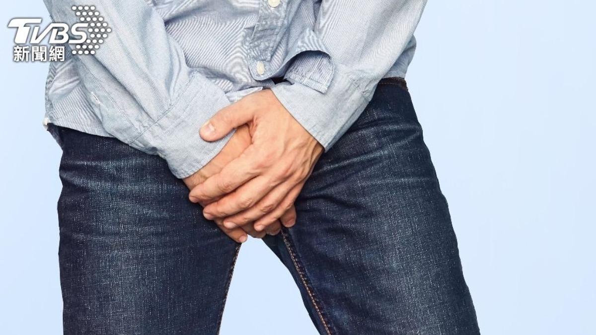 男泡完三溫暖!胯下突好癢「內褲爬滿紅色小點」 醫一看:長蟲了