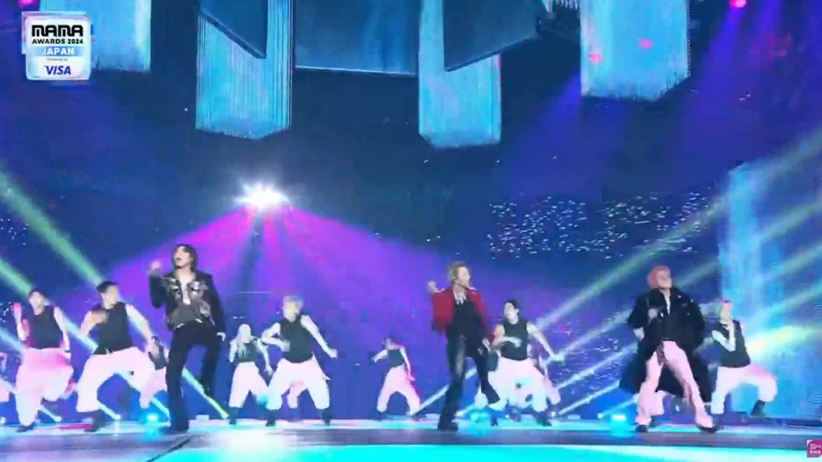 全場大喊安可,BIGBANG再度出場演唱夯曲。(圖/取自Mnet YT)