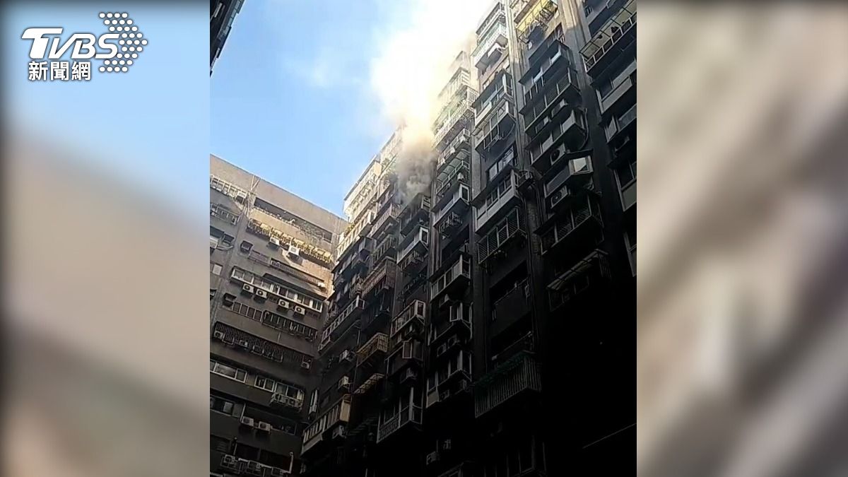 快訊/北市民生東路大樓火警!1婦人嗆暈受困 命危搶救中