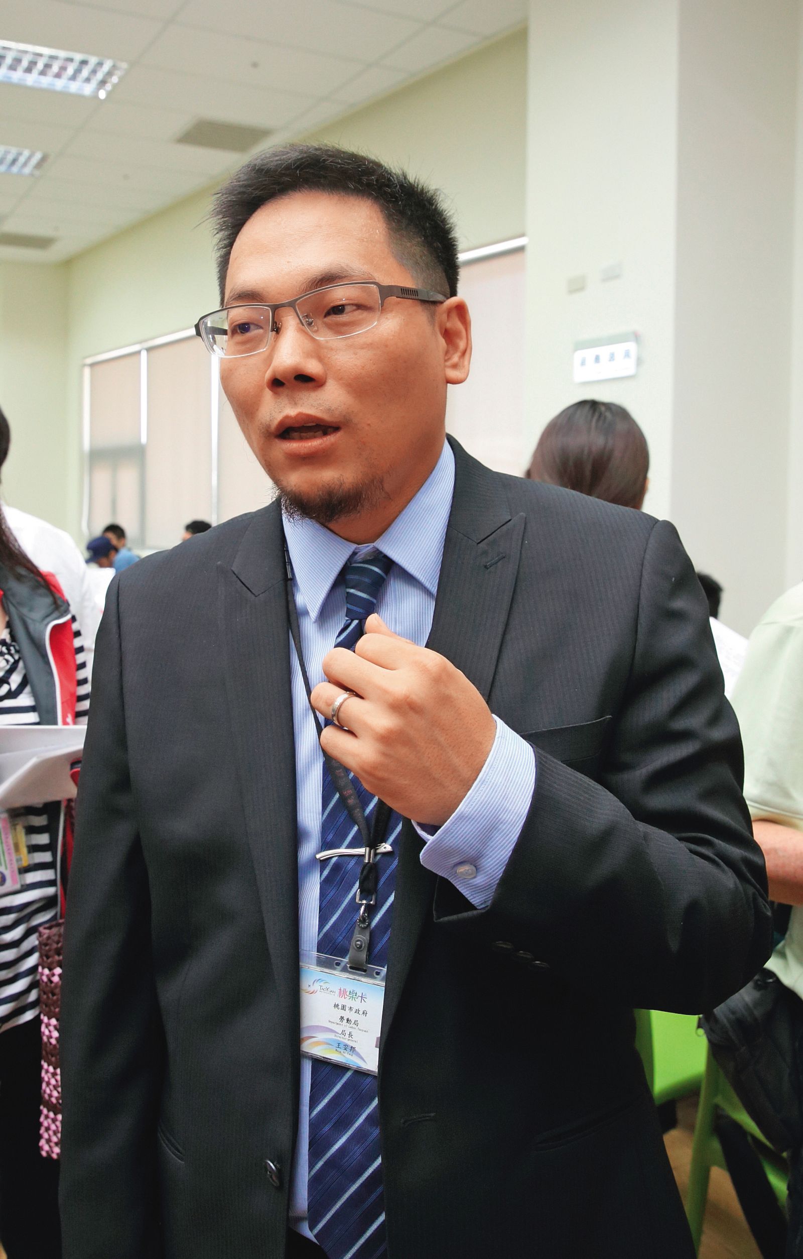 王安邦(圖)接獲陳情,2月找上謝宜容約談管理與採購爭議。(圖/鏡週刊)