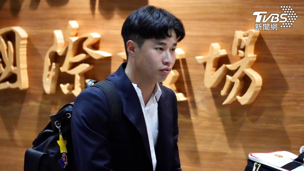 12強/林昱珉被問「日本有賣檳榔」變臉!秒甩頭走人 記者道歉了