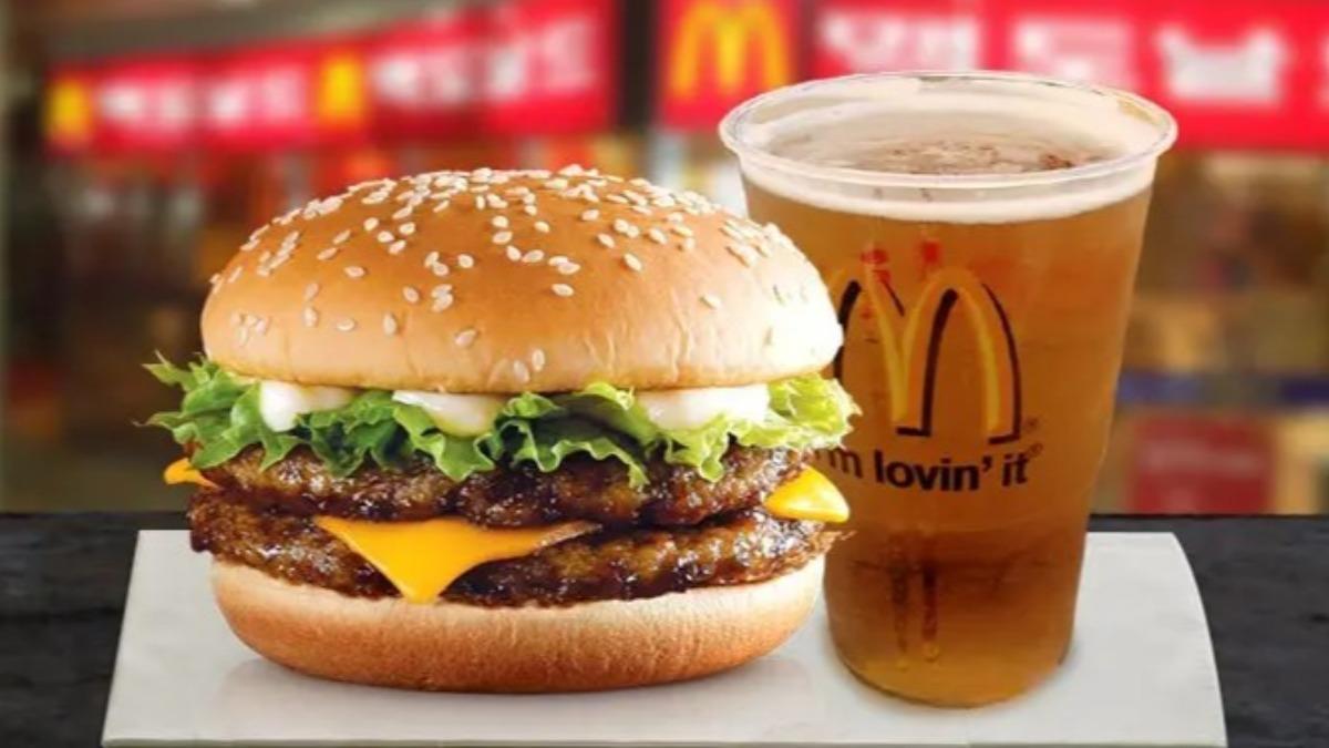 海外麥當勞有賣啤酒讓美國民眾羨慕不已。(圖/翻攝自McDonald's)