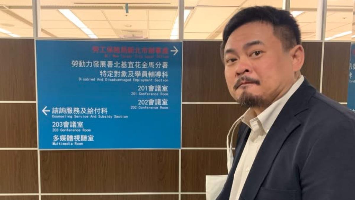 前勞長許銘春惹「絲巾風波」 洪申翰杜絕送禮文化:我不吃這套