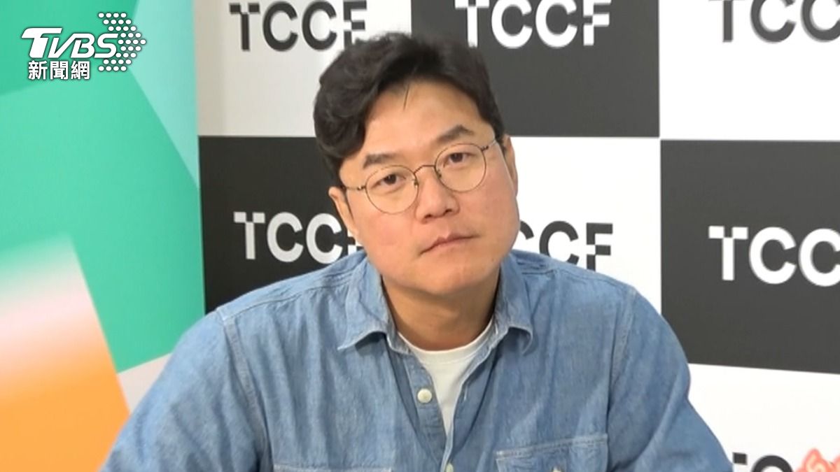 羅暎錫生動模仿年輕工作人員回答「好喔」的表情。(圖/黃城碩攝)