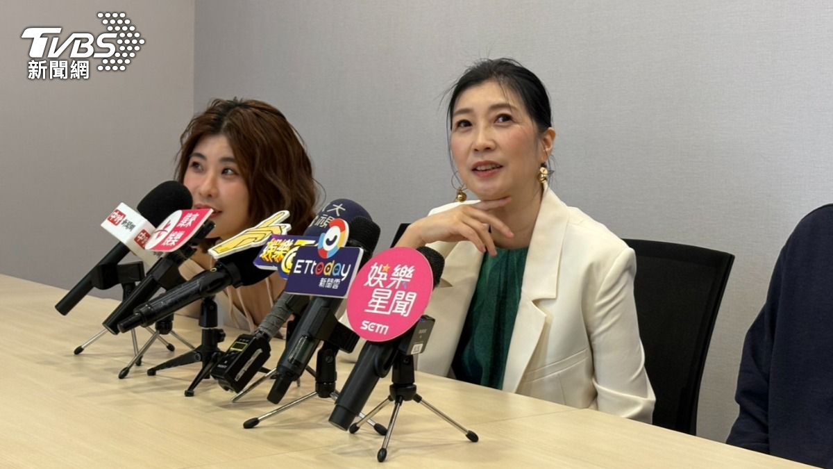 黃嘉千說不排斥新戀情,于美人還說她這兩年桃花會旺。(圖/謝毅攝)