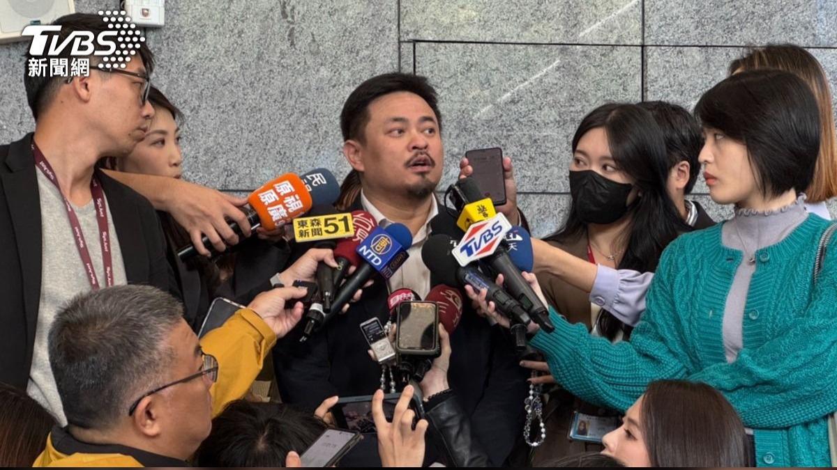 週末「要公務員加班」挨轟!洪申翰改口:協調延到上班日