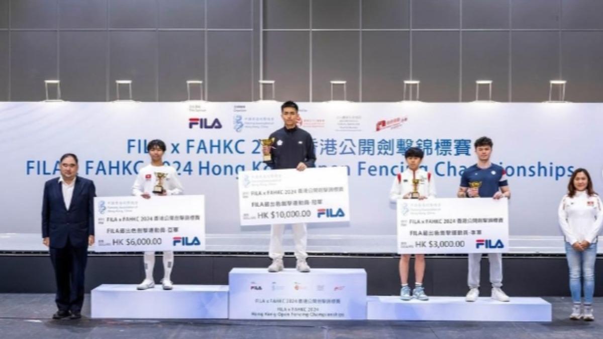 擊劍好手陳致傑奪下2024香港公開劍擊錦標賽冠軍。(圖/翻攝自陳致傑IG)
