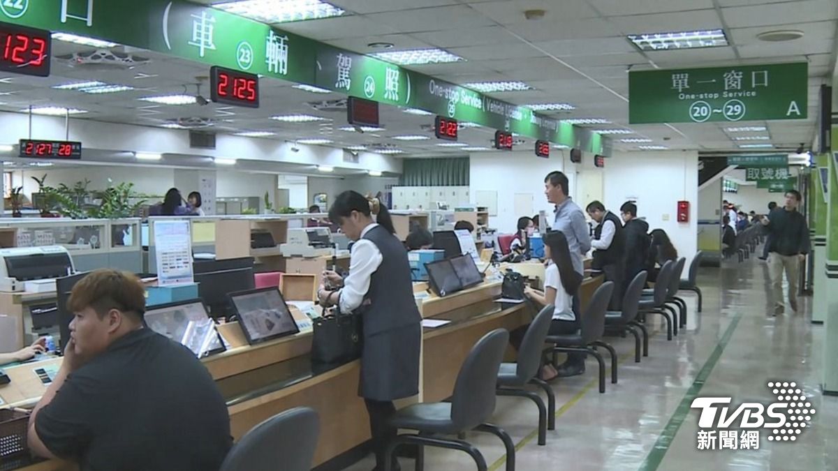 年長者注意!75歲換駕照通知「不是詐騙」 輕忽恐罰3600元