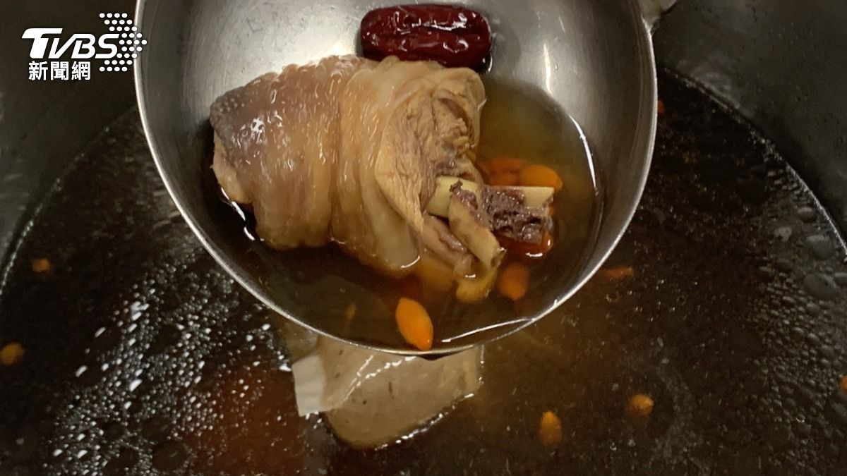 冬季進補注意!女大生貧血送急診 一查四物雞湯釀禍
