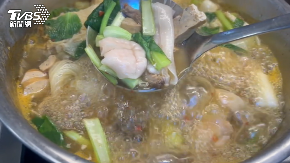 天冷自煮火鍋夯!名店湯底PK黃仁勳最愛麻辣鍋