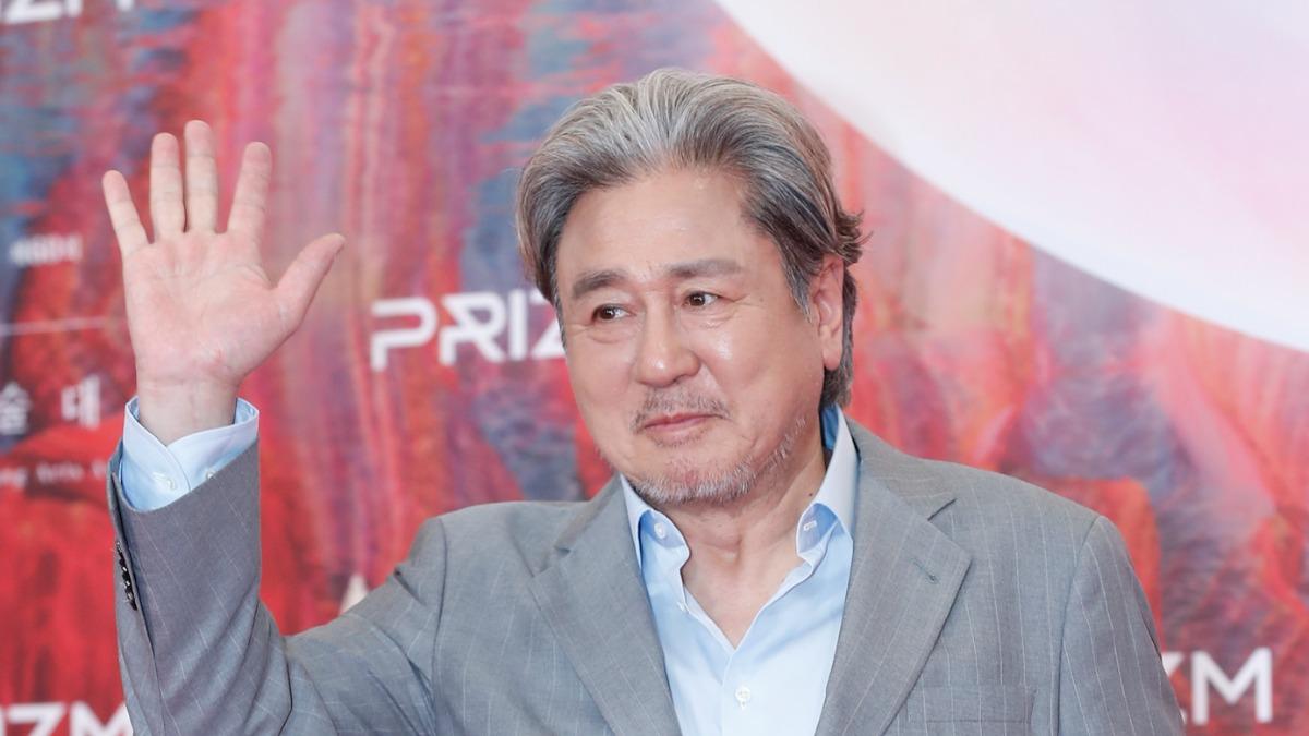 崔岷植入圍影帝竟缺席青龍獎! 《破墓》導演親曝1原因他不忍了