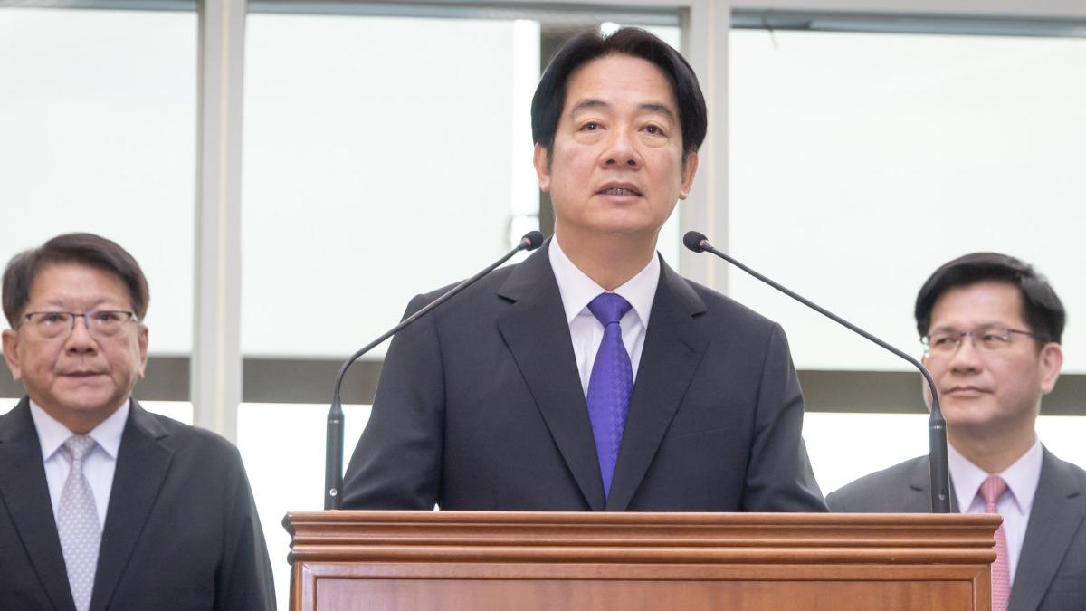 總統賴清德上任後首次出訪友邦，30日於機場發表行前談話。（圖／總統府提供）