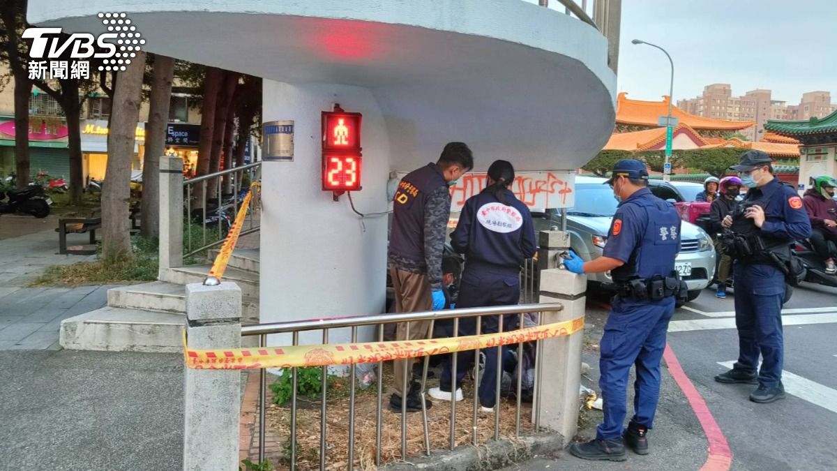 台中一中商圈死亡悲劇！66歲男陳屍天橋下　裹棉被倒臥亡