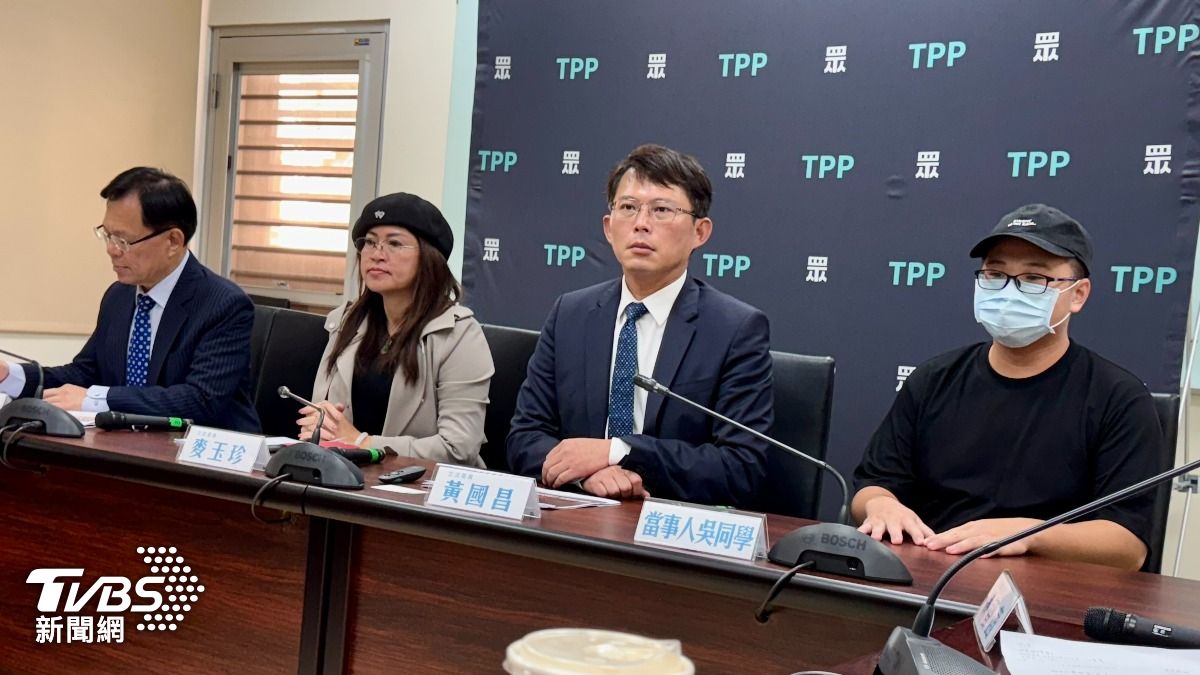 10人投訴臺灣體大系主任也霸凌!頻咆哮、「拿刀插課桌」怒罵學生