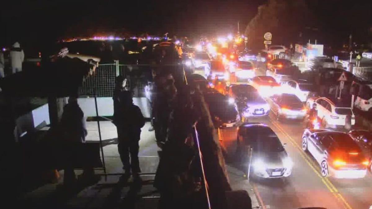 武嶺夜市？合歡山凌晨擠爆　網曝1關鍵如「吸血鬼聚會」