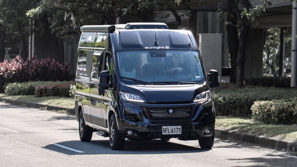 90公升油箱容量,能滿足多日行程所需續航力,成為深入山林或長程旅行的可靠夥伴。(圖/Sunlight提供)