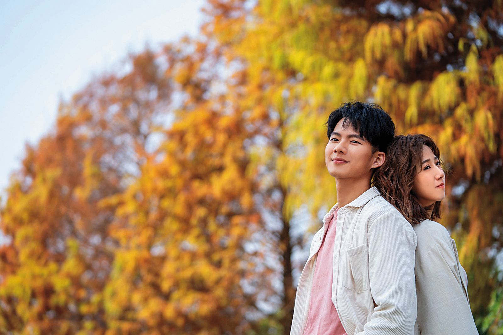 吳念軒（左）與大他4歲的方志友（右）合作《粉紅色時光》，事後竟爆出2人的車上曖昧對話錄音。（圖／TVBS提供）