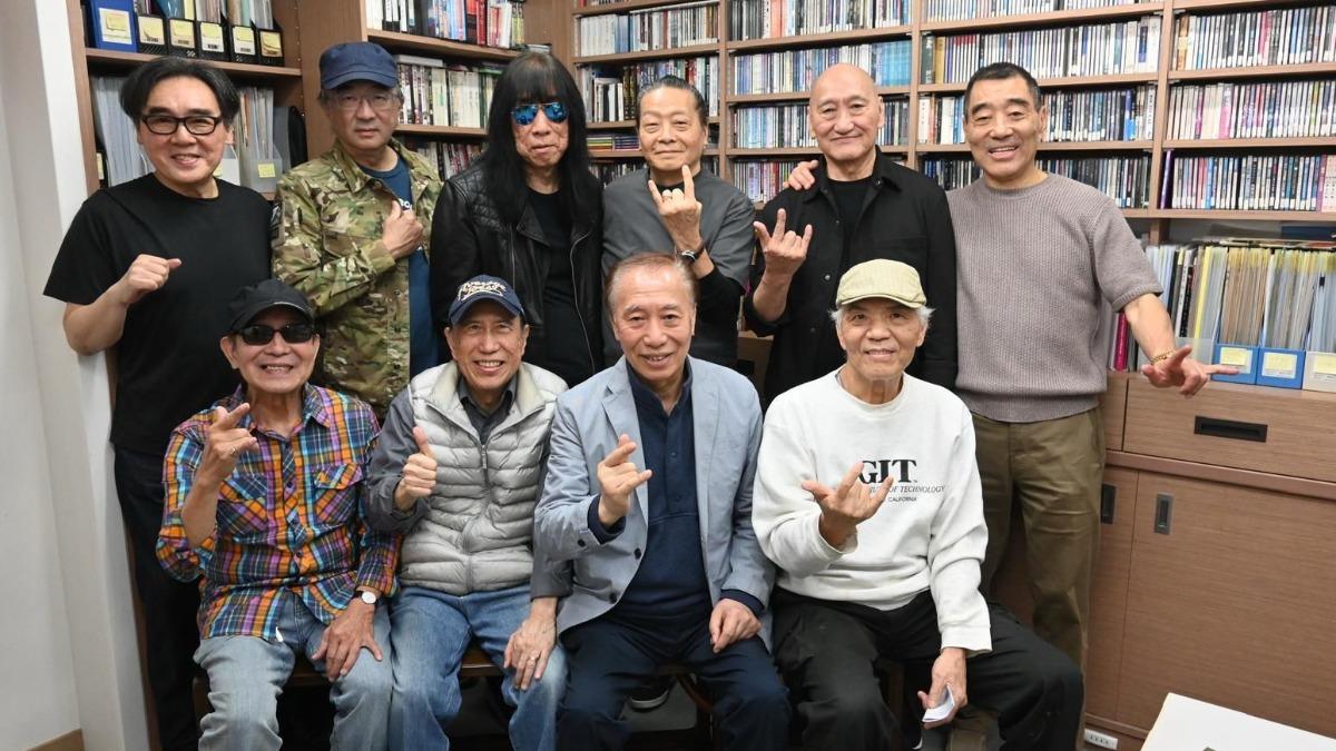 苦瓜(前排右起)、張祥麟、徐復華、陳體強以及王祥基(後排右起)、鈕大可、張剛賢、Masa、孟大慶、陳復明齊聚一堂。 (圖/台北演藝經紀文化交流協會提供)