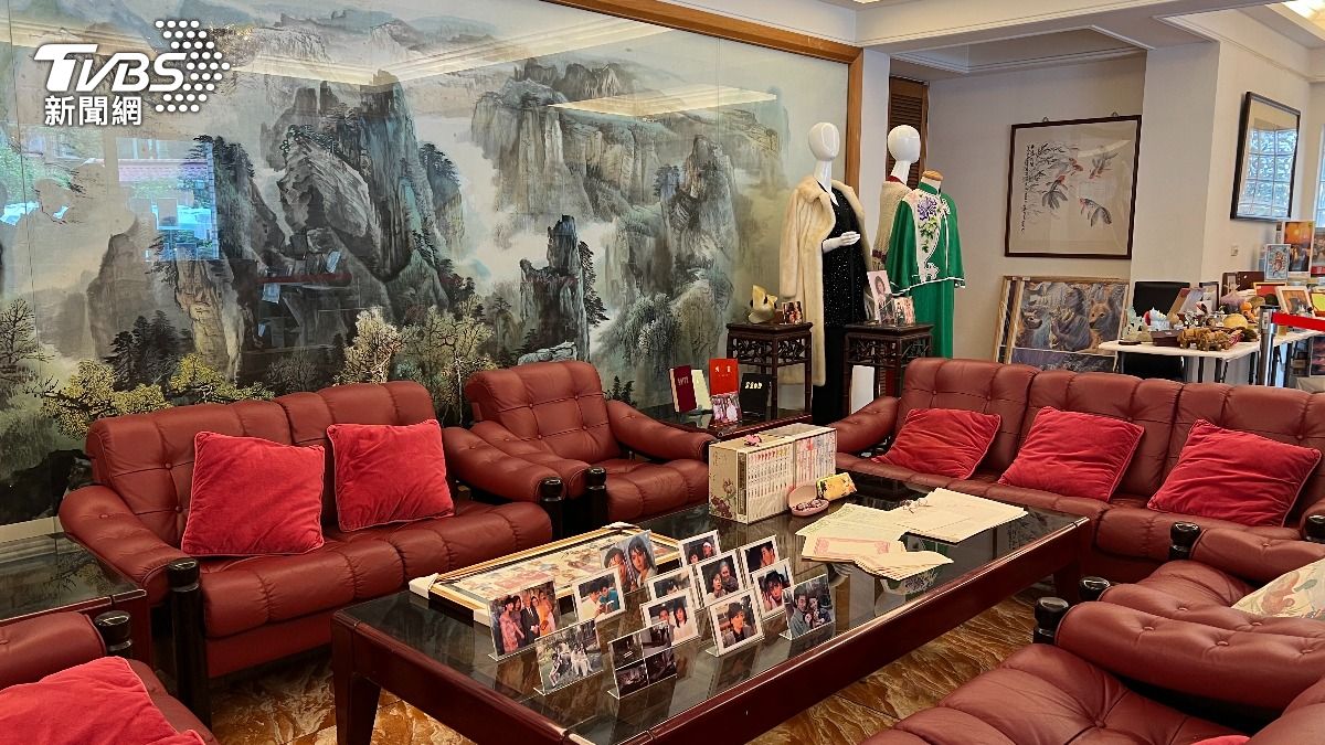 可園內部有許多瓊瑤作品的劇照。（圖／易慧慈攝）