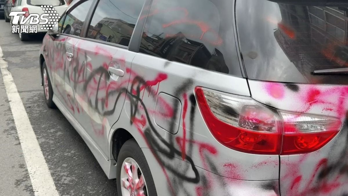 遺產糾紛衰到兒子!愛車慘遭噴漆氣炸裝監視器 犯人竟是親叔叔