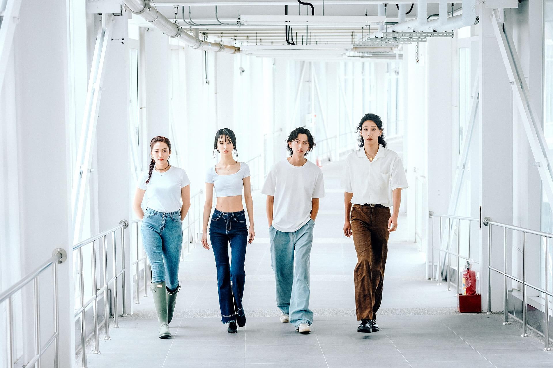 由左至右,駱嫣/李凱莉/文嚴霆/李嘉銓。(圖/輔大提供)