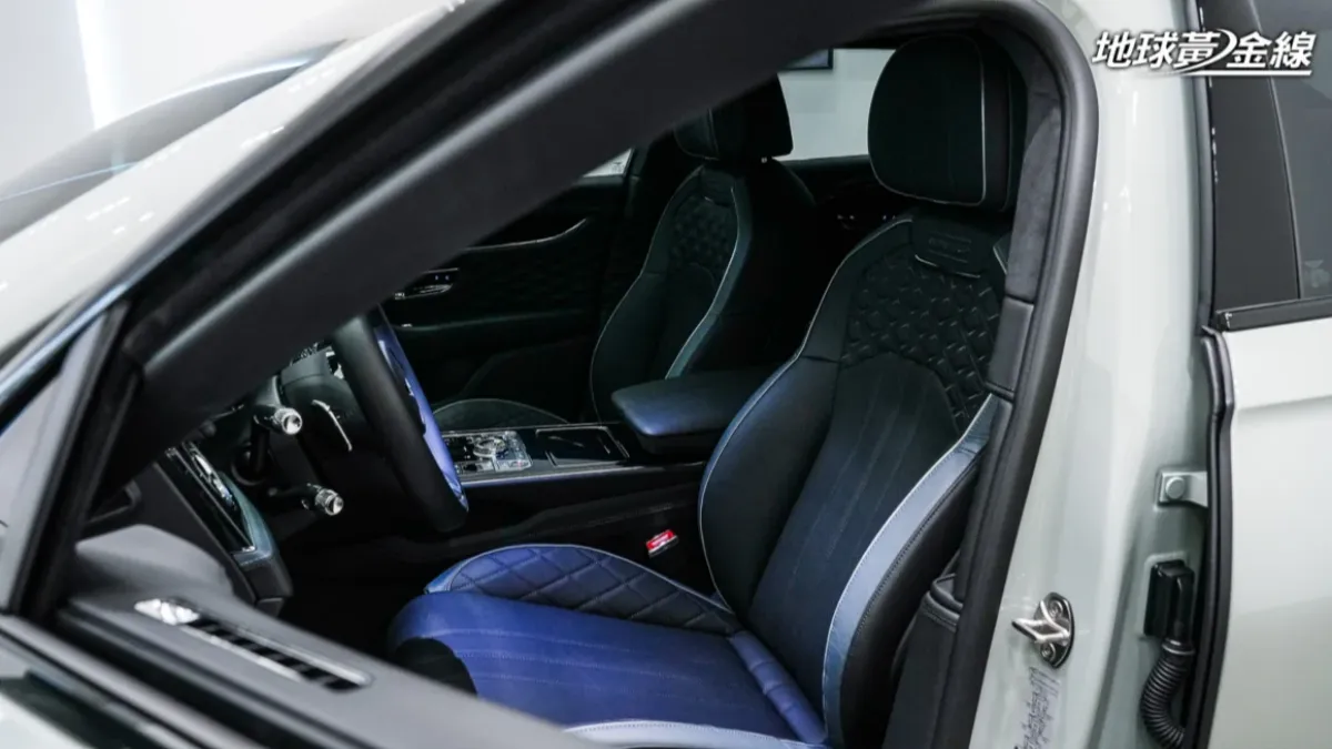 Flying Spur Speed Edition 12配備有專屬式樣座椅。（圖／地球黃金線）