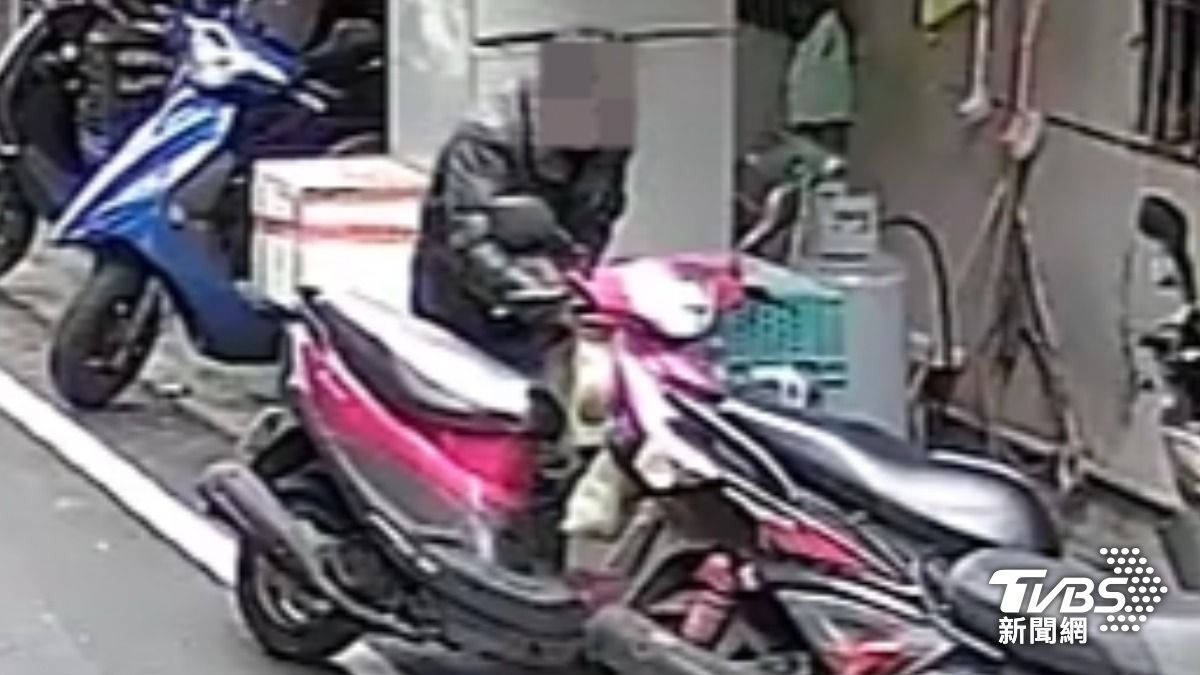 獨/別人的特別香!竊賊路過忍不住 偷吃女房仲「麻辣臭豆腐」