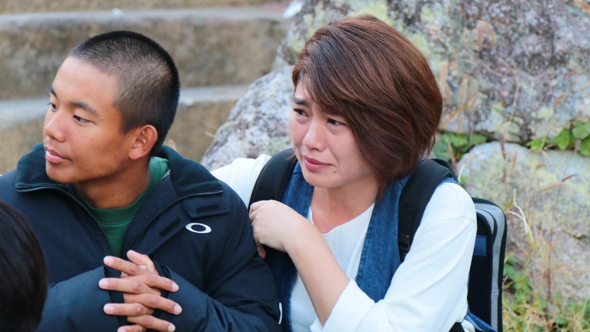 《老少女》太狠了!嘉賓哭到全身抽搐 鍾欣凌哽咽罵:你們要逼死人