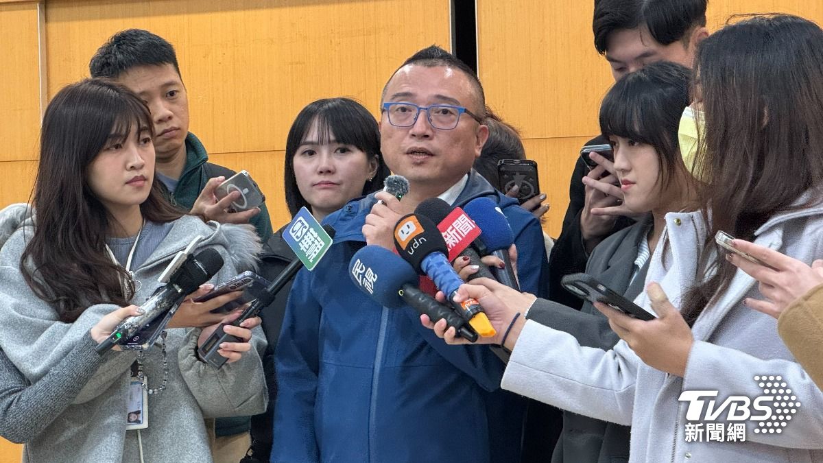 黃國昌動怒後,周榆修再次受訪。(圖/劉庭宇攝)