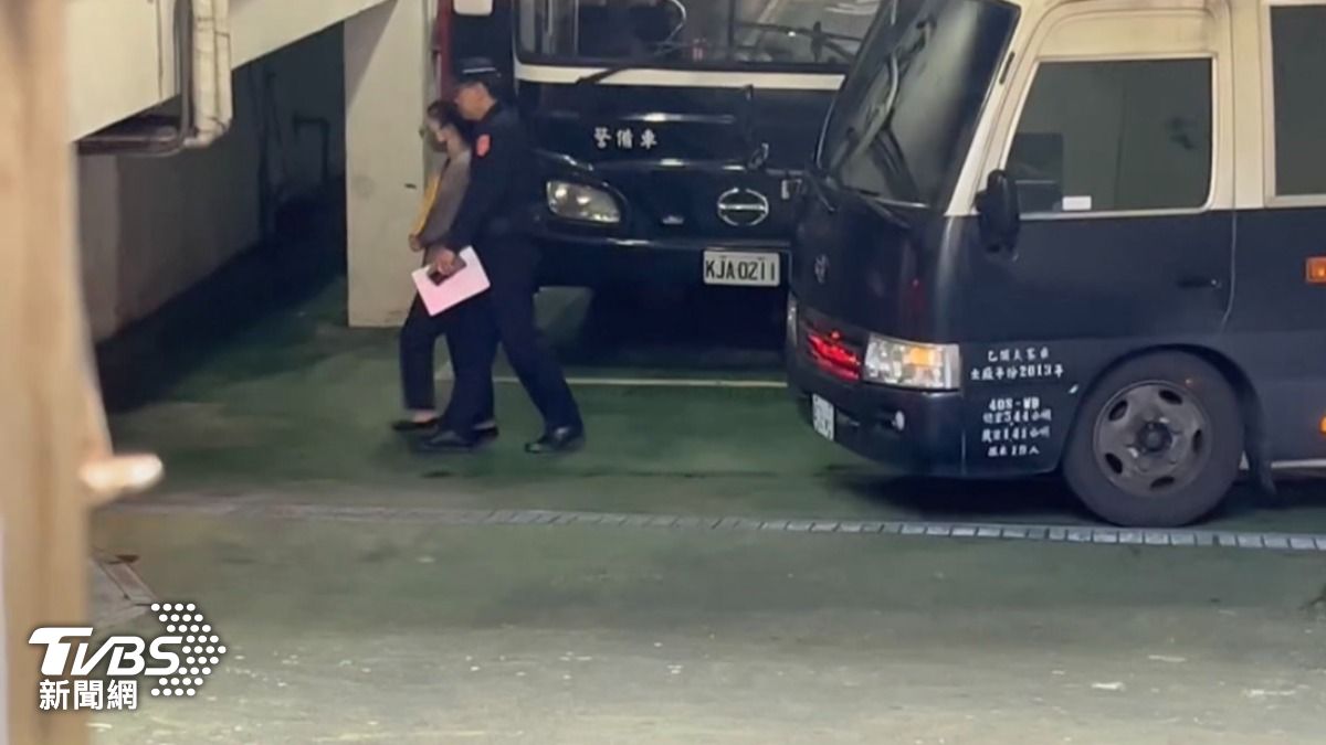 媒體曝查獲柯文哲8張支票?北檢:不便回應