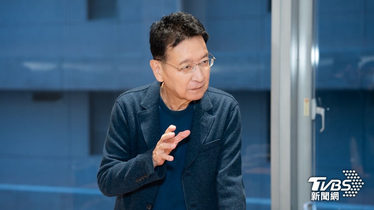 趙少康「肝臟邊角破裂」術後霸氣回歸《少康戰情室》! 喊:休息太無聊了