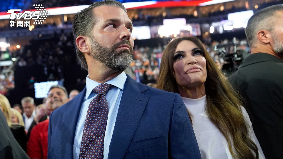 小唐納與金柏莉(Kimberly Guilfoyle)2020年12月31日訂婚。(圖/達志影像美聯社)