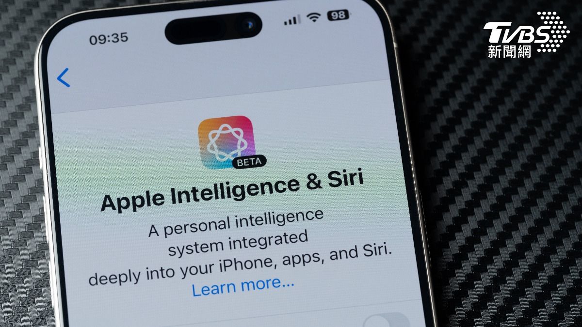 蘋果預告,更多Apple Intelligence功能將於未來幾個月推出。(圖/達志影像Shutterstock)