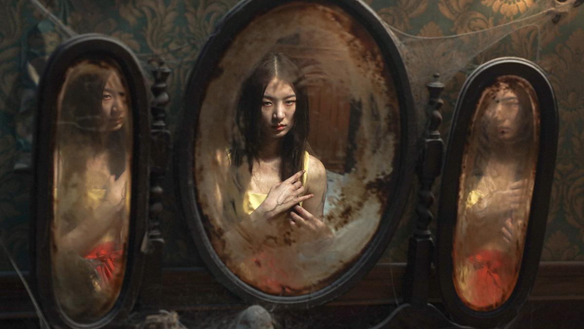 大能飾演的女鬼想把飯店裡所有人都嚇得魂飛魄散。(圖/CATCHPLAY提供)