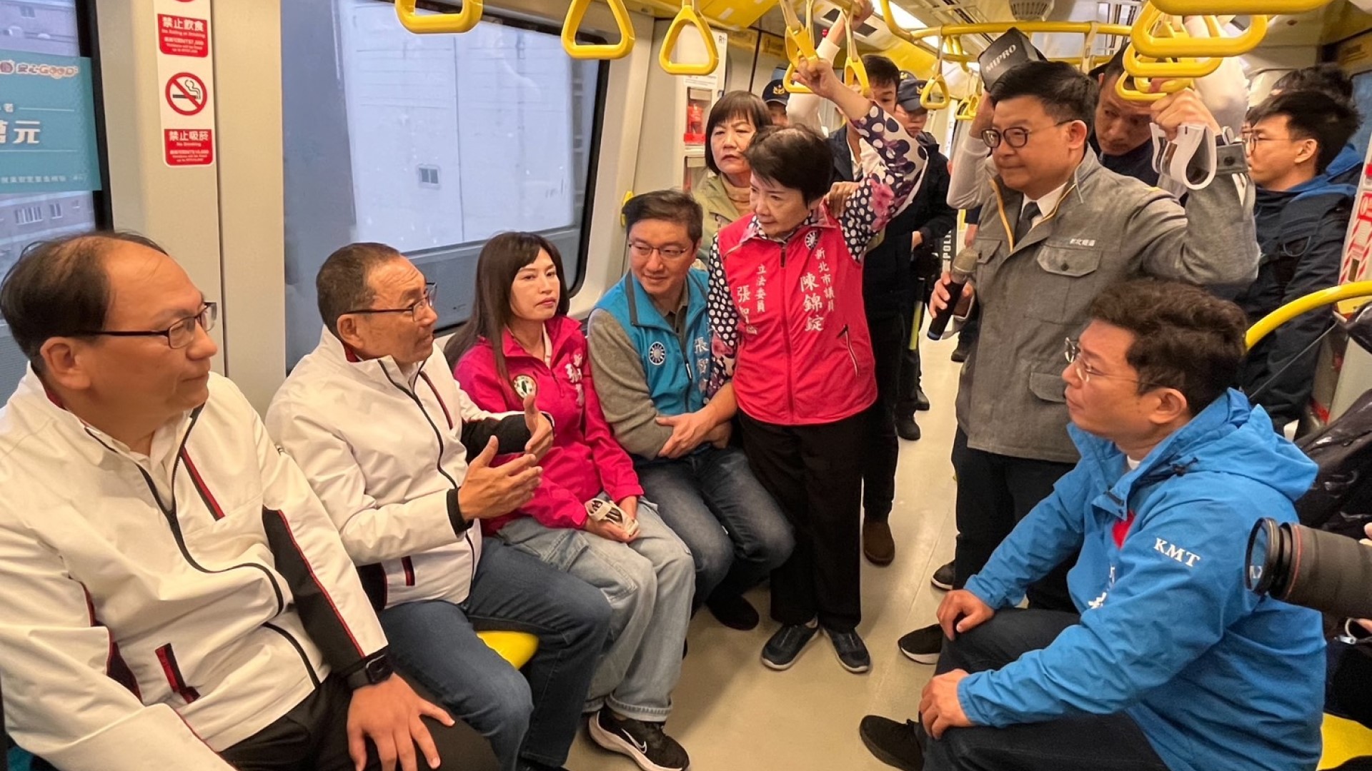 ▲侯市長叮嚀新北環狀線安全無虞下復駛。(圖片來源:新北市捷運工程局)
