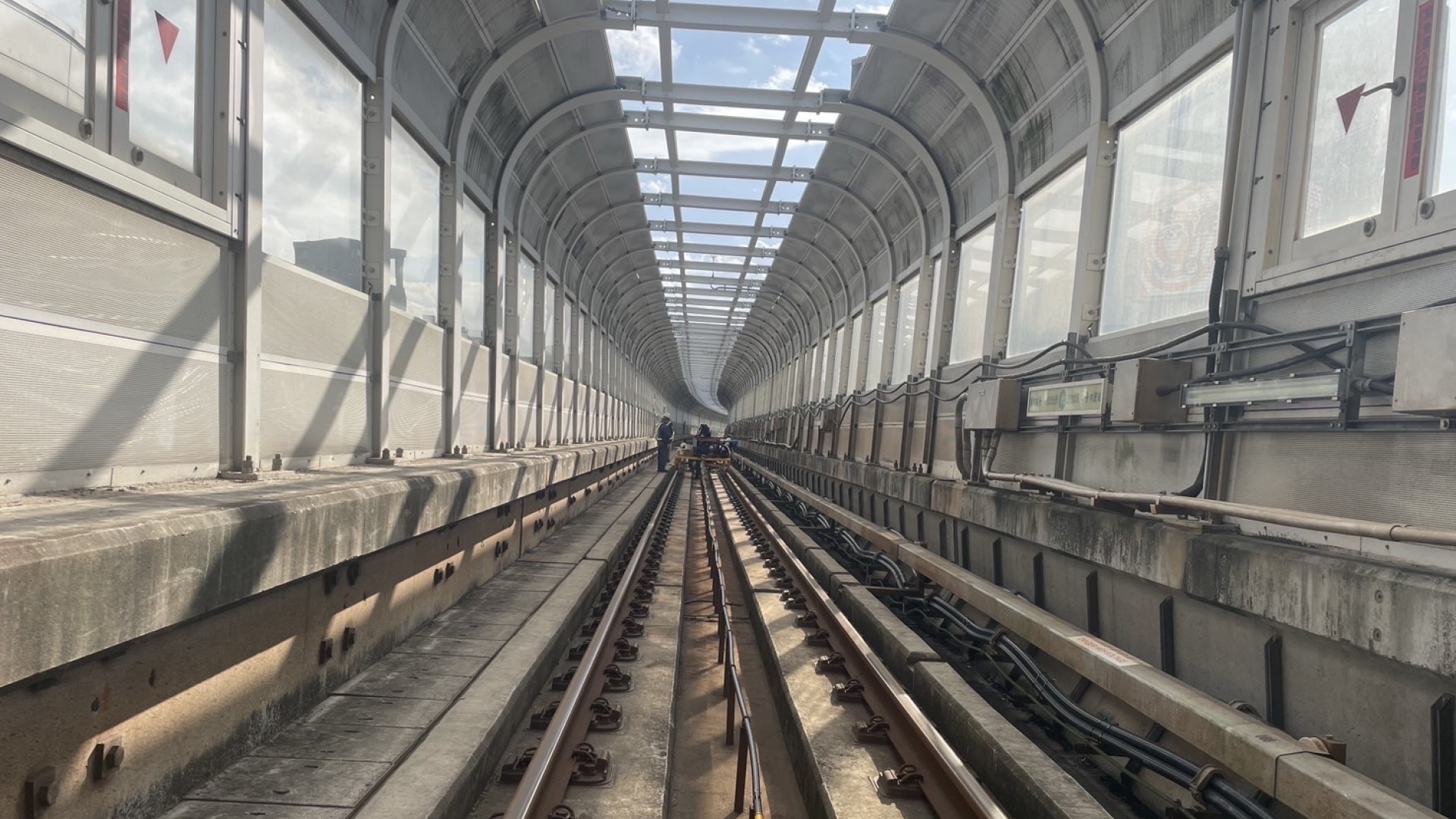 ▲施工架拆除完畢路面交通恢復。(圖片來源:新北市捷運工程局)
