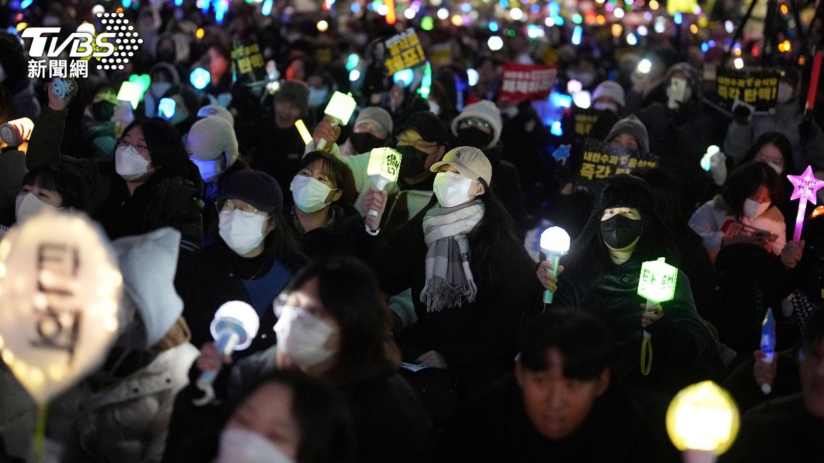 開第一槍!KBS取消頒獎典禮紅毯 電視台認了:跟戒嚴令有關