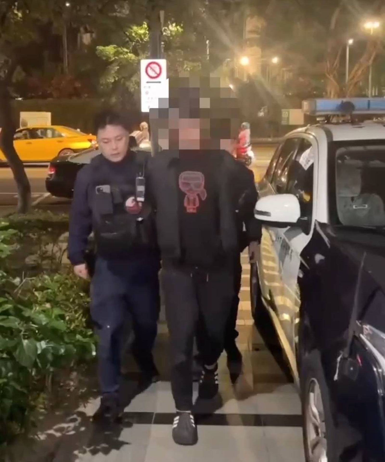 專案小組在短短一小時內破案，成功逮捕梁嫌（圖右），追回車輛與財物。（圖／翻攝畫面）