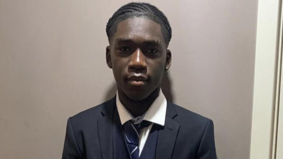 英國18歲男子法卡納。(圖/翻攝自 X Naijablogger)
