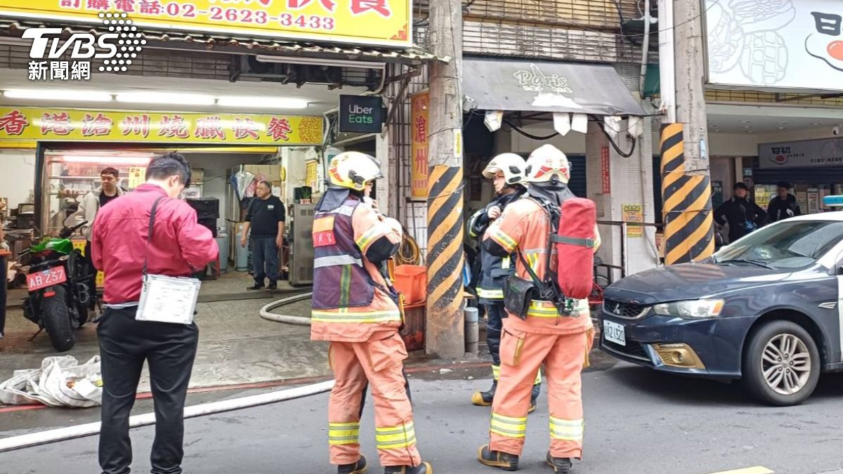 快訊／新北淡水民宅遭潑汽油　1人大面積燒傷共3人送醫