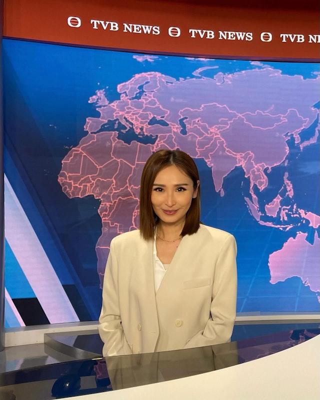 陳貝兒日前現身無綫新聞部主播台。(圖/翻攝自IG@chanjanis)