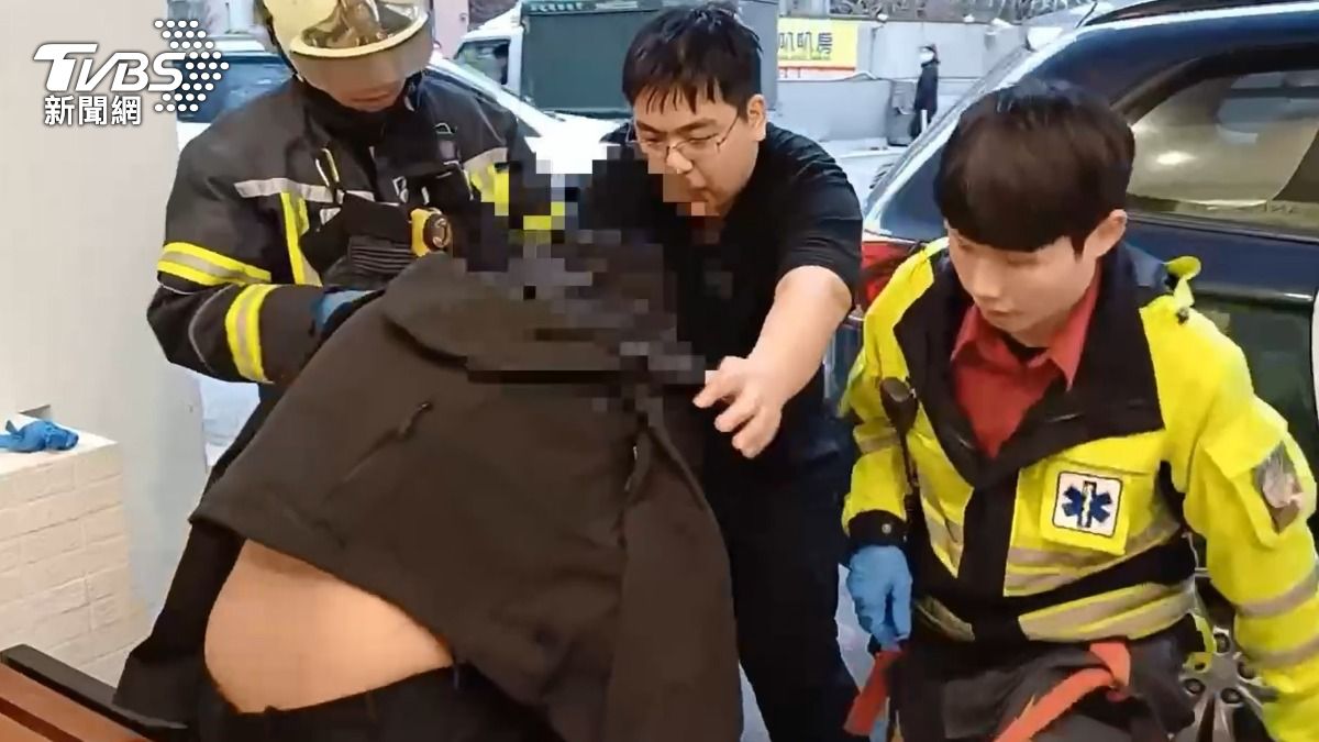 男子借不到錢憤而縱火,造成1人死亡2人受傷。(圖/TVBS)