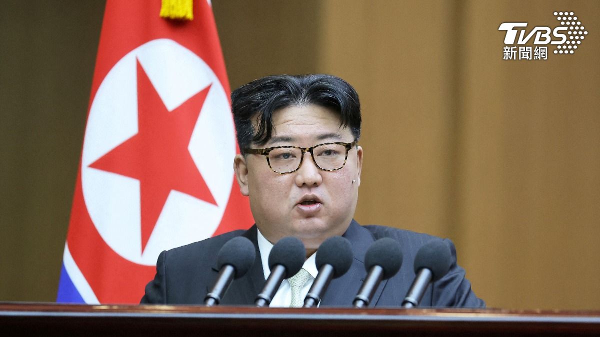 金正日逝世13周年 金正恩到錦繡山太陽宮參拜