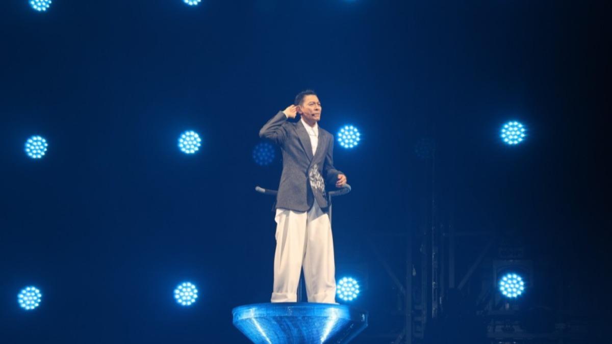 共計20場劉德華巡迴演唱會17日晚間8時16分正式開唱。(圖/星島提供)