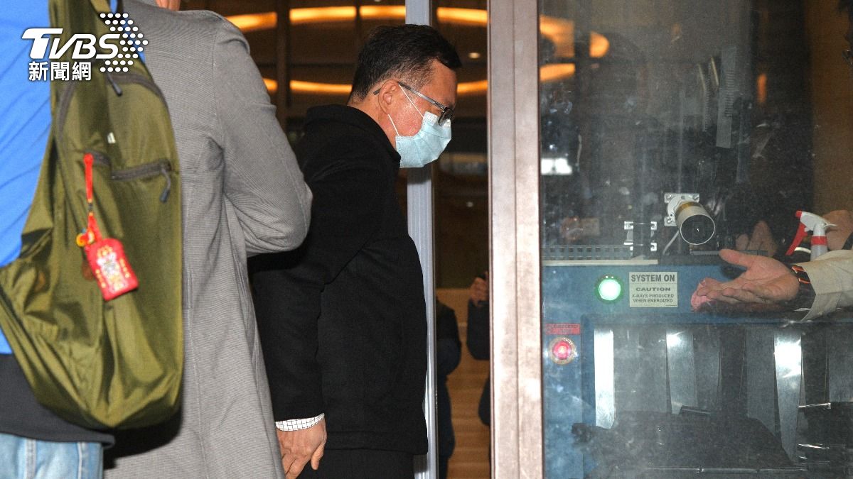 鄭文燦19日出庭。(圖/胡瑞麒攝)