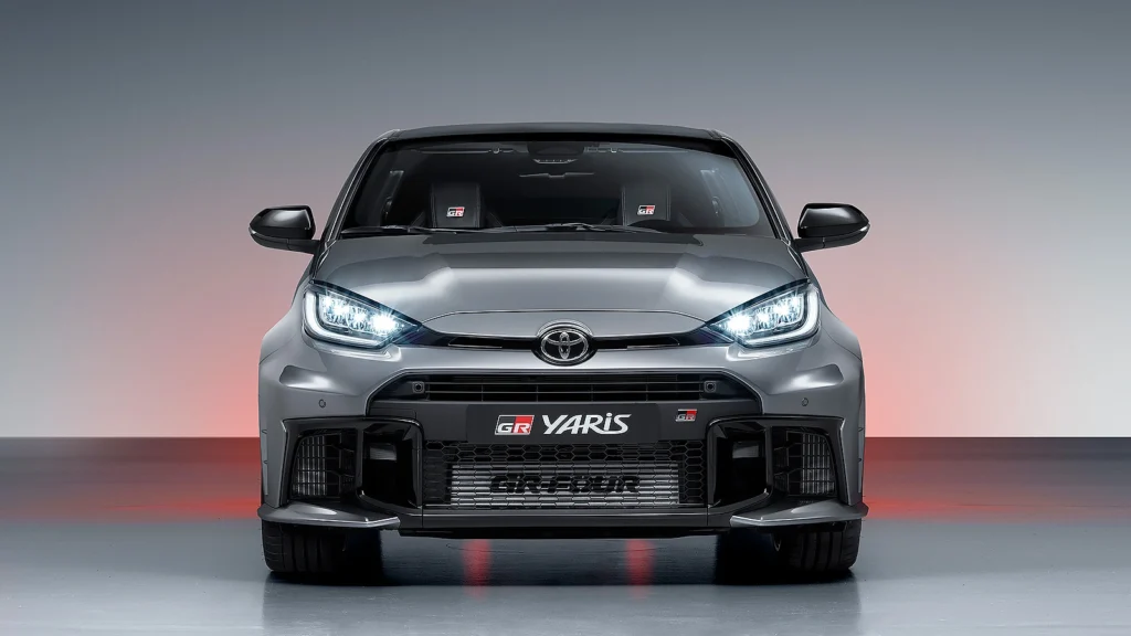 GR Yaris改款前保桿採三段獨立分拆設計。（圖／Toyota提供）