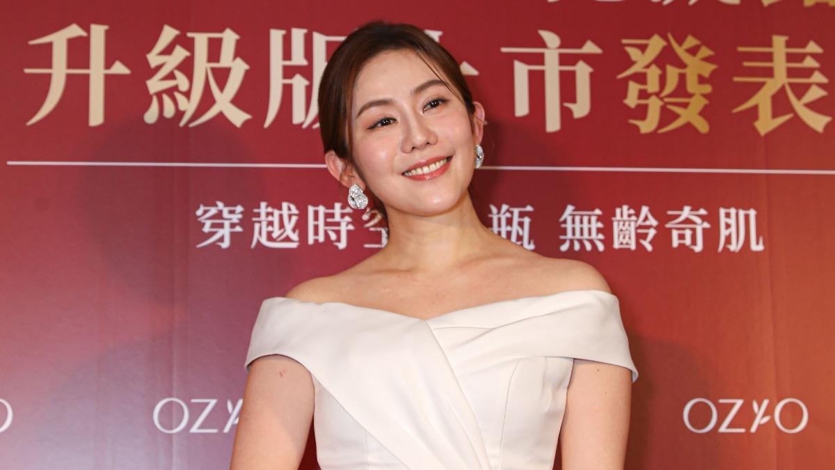 小甜甜「離開台灣」:沒在你們演藝圈! 好友洩移居近況