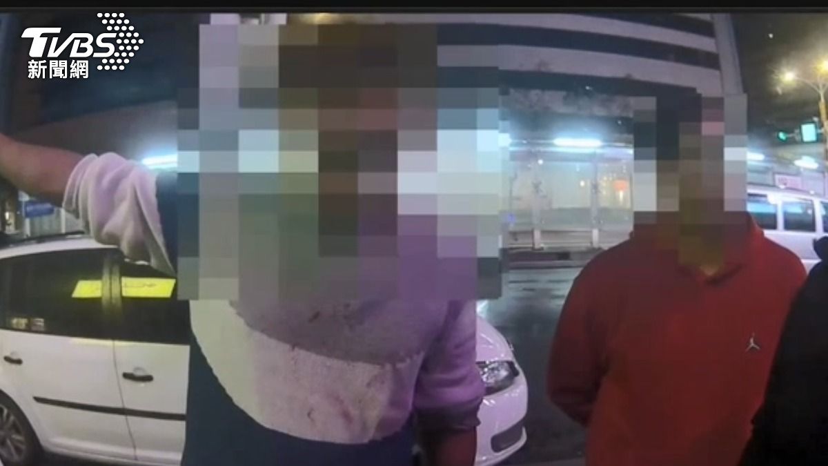 三名惡煞圍毆駕駛,被依聚眾鬥毆送辦。 (圖/TVBS)